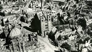 The bombing of dresden was an attack on the city of dresden, the capital of the german state of saxony, that took place in the final months of the second world war in the european theatre. 16 Marz 1945 Die Zerstorung Von Wurzburg Www Wuerzburg Fotos De