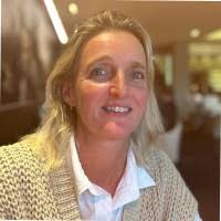 400+ 'Suzanne' profiles