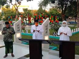Contribute to azharrivaldi/asmaulhusna development by creating an account on github. Asmaul Husna Nu Online