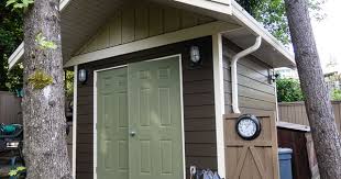 Exterior Painting In Nanaimo Brown House Exterior Exterior House Colors House Siding Choices
