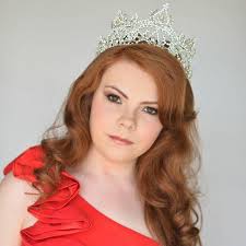 Savannah Courtney's Instagram, Twitter & Facebook