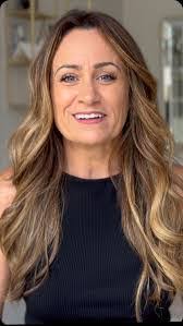 Sonya Powers's Instagram, Twitter & Facebook