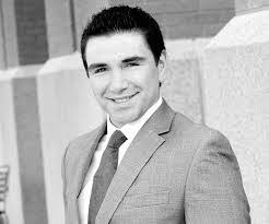 Peter Lake's Instagram, Twitter & Facebook