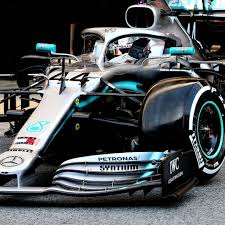 Pin Em Lewis Hamilton