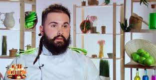 Și de data aceasta, sorin bontea, florin dumitrescu și cătălin scărlătescu vor avea ocazia să lucreze la. Castigator Chefi La Cutite Sezon 4 Andrei Olteanu 8 DegustÄƒm Ro
