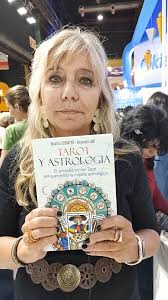 La Vida Impersonal es una obra de profundo contenido espiritual que ha  inspirado a varias generaciones de buscadores desde que fuera escrita por  el místico estadounidense Joseph Benner en 1916. Podría afirmarse