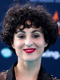 Barbara Pravi's Instagram, Twitter & Facebook