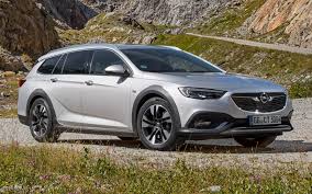 The opel insignia is a mid size/large family car engineered and produced by the german car manufacturer opel, currently in its second generation. 2017 Opel Insignia Country Tourer Hintergrundbilder Und Wallpaper In Hd Car Pixel
