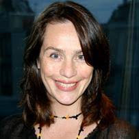 Beth Renwick's Instagram, Twitter & Facebook