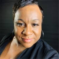 Fallon Bell's Instagram, Twitter & Facebook