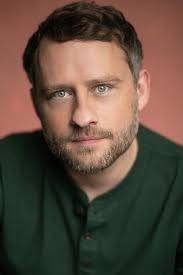 Peter Ash's Instagram, Twitter & Facebook