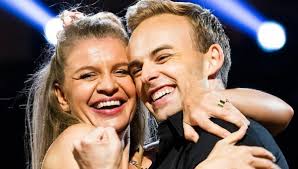 Sådan holder Vild med dans-deltagerne varmen i efterårskulden