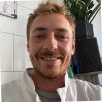 200+ profils pour “Labo”