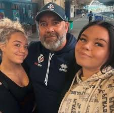 Vicky Lea (@Vickylea_WRL)