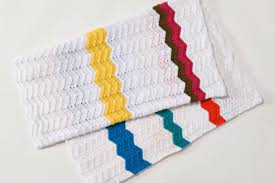 Heute möchte ich dir meine ugly granny squares blanket zeigen. Hakelmuster Decke Hakeln Eine Anleitung Brigitte De