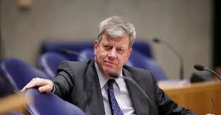 Het om in maastricht zegt dat er in de verklaring van paragnost piet nendels geen nieuw. Opstelten Inzet Paragnost Bij Politieonderzoek Mag Soms Nrc