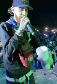 Los patrones de diseño son unas técnicas para resolver problemas comunes en el desarrollo de software y otros ámbitos referentes al diseño de interacción o interfaces. Tiktok De Jaydee Fanpage Jaydee Hp Mira Los Ultimos Videos De Jaydee Fanpage En Tiktok