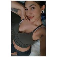 Alexandra Villar's Instagram, Twitter & Facebook