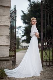 Abiti da sposa semplici se vuoi sorprendere gli invitati del tuo matrimonio con un abito da sposa semplice ed elegante, in questa pagina troverai il vestito dei tuoi sogni! Creazioni Maria Pia Abiti Da Sposa Sposa Abiti Da Sposa Semplici