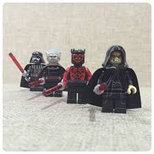 Darth Sidious And His Apprentices Darth Maul Darth Tyranus And Darth Vader Figuritas