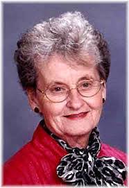 Elizabeth Allum's Instagram, Twitter & Facebook