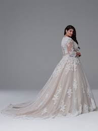 Most silhouettes are going to look great because your body is going to bring any dress to life. Plus Size Wedding Dresses Specialist Melbourne Bridal Gown Sizes16 34