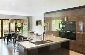 The efficiency of serving the food just right after you have prepared it makes it an ideal choice for families and those who like to interact with guests. 15 Eat In Kitchens That Put Your Dining Room To Shame Sheknows