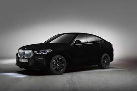 Vantablack Bmw X6 A Car So Black Looking At It Is Like Staring Into A Blackhole Bmw X6 Carros Pretos Shelby Gt500