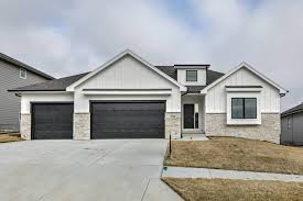 Maybe you would like to learn more about one of these? Empire Real Thin Stone Veneer Exterior Wainscoting Traditional Exterior Other By Quarry Mill Houzz
