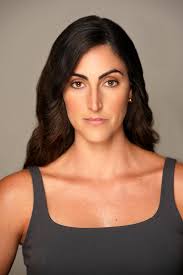 MacGyver" Resort + Desi + Riley + Window Cleaner + Witness (TV Episode  2020)