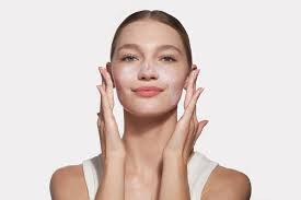 Michelle Ryan, Yon-Ka's education manager, brought her expertise to Howth  Haven during yesterday's Yon-Ka CBD serum launch. Using the skin scanner,  she provided personalized reports and product recommendations, delving into  skin with