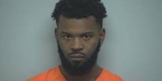 Police searching for suspect in Beaufort County stabbing