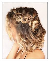 Having short hair creates the appearance of thicker hair and there are many types of hairstyles to choose from. 3 Quick Easy Short Hair Styles Scunci Video Tutorials