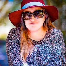 Anna Nuttall (@AnnaNuttall)