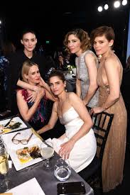 Amanda peet and sarah paulson may be more intimate than just a public kiss would first suggest, according to new comments the a lot like love actress told media outlets over the weekend. Amanda Peet Kate Mara Rooney Mara Sarah Paulson And Carrie Brownstein Gentlemanboners