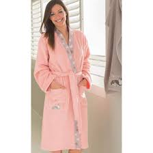 Radins.com vous aide à économiser gratuitement et toute l'année avec les meilleures réductions françoise saget trouvées sur internet et valables en janvier 2021. Peignoir Col Kimono Comme Un Pacha Francoise Saget