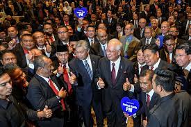 We always hear that those who work in the public sector are financially more secure and stable, but according to the fact, that's not the case. Malaysian Pm Announces Pay Hikes For Civil Servants In Lead Up To Election Benarnews