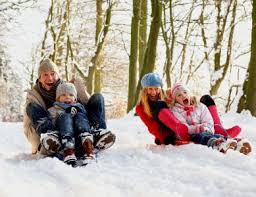 Le voyage surprise de noël. Les Destinations Ideales Pour Feter Noel En Famille Ou Entre Amis