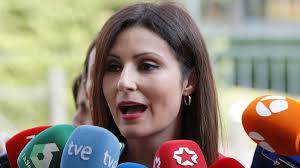 Multa de 700 euros por amenazar en Twitter a Lorena Roldán