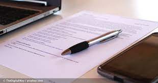 Handyverträge mit einer laufzeit von 24 monaten haben meist eine kündigungsfrist von drei monaten zum vertragsende. Handy Vertrag Kundigen Was Muss Ins Kundigungsschreiben