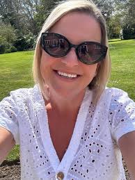 Happy Easter Saturday peeps from a sunny Kent…. Enjoy whatever you are  doing🥰😊