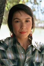 Sheila May's Instagram, Twitter & Facebook