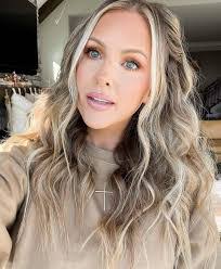 Michelle Hepp's Instagram, Twitter & Facebook