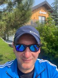 English/ Icelandic speakers