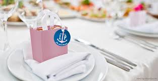 Dann bist du hier genau richtig. Geschenkanhanger Zur Hochzeit Vollenden Die Gastgeschenke