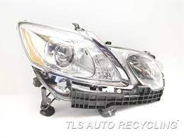 It should be noted, with the onset of modern technologies in the headlights industry, owners of gs 350 actively go for aftermarket led and hid lamps instead of halogen counterparts. 2007 Lexus Gs 350 Headlamp Assembly 81140 3051