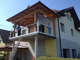 Ganzglas Schiebesystem Ideen Fur Die Verglasung Von Balkon Und Terrasse Terrassenverglasung Hausverkleidung Terrasse
