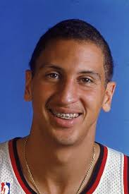 Sam Samuel Paul Bowie, born March 17, 1961, in Lebanon, Pennsylvania,  becomes a professional basketball player for the Portland Trail Blazers  from 1984 to 1987 …, Descubra a emoção das apostas com a brazino 177