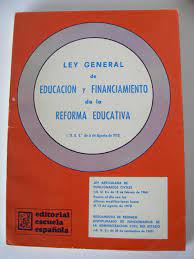 Obliga al estado a prestar servicios educativos de calidad que garanticen el máximo logro de aprendizaje de los educandos, para que toda la población pueda cursar la educación preescolar, primaria, secundaria, y media superior. Ley General De Educacion Y Financiamiento De La Reforma Educativa De 4 De Agosto De 1970 B O Del E De 6 De Agosto De 1970 Bien Rustica 1970 Perolibros S L