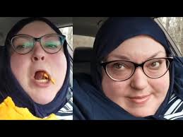 FOODIE BEAUTY FORCED BACK TO CANADA!